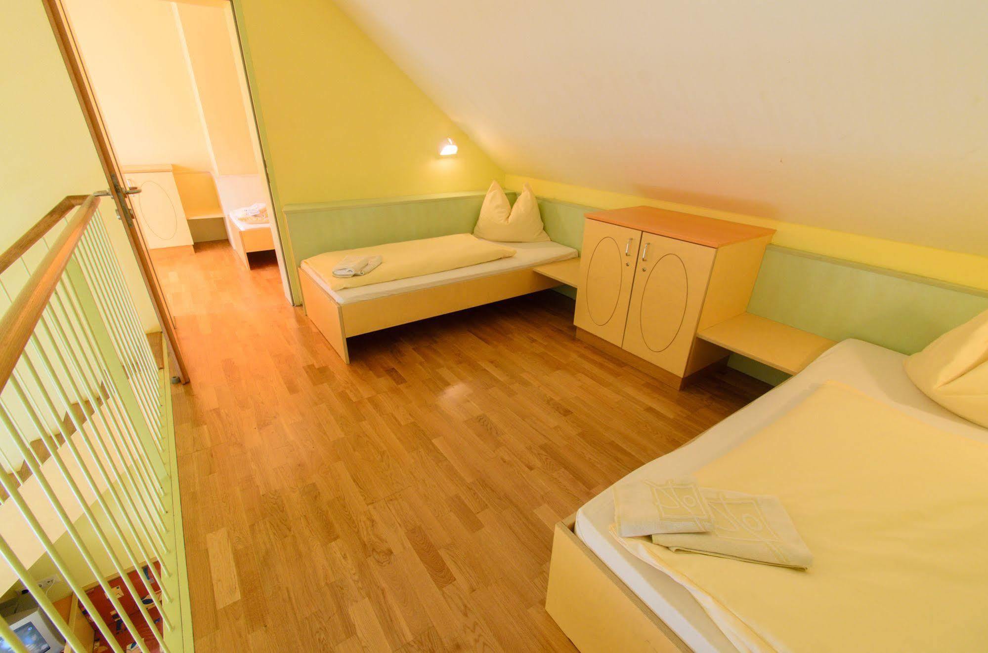 Jufa Hotel Oberwoelz-Lachtal Oberwoelz Stadt エクステリア 写真