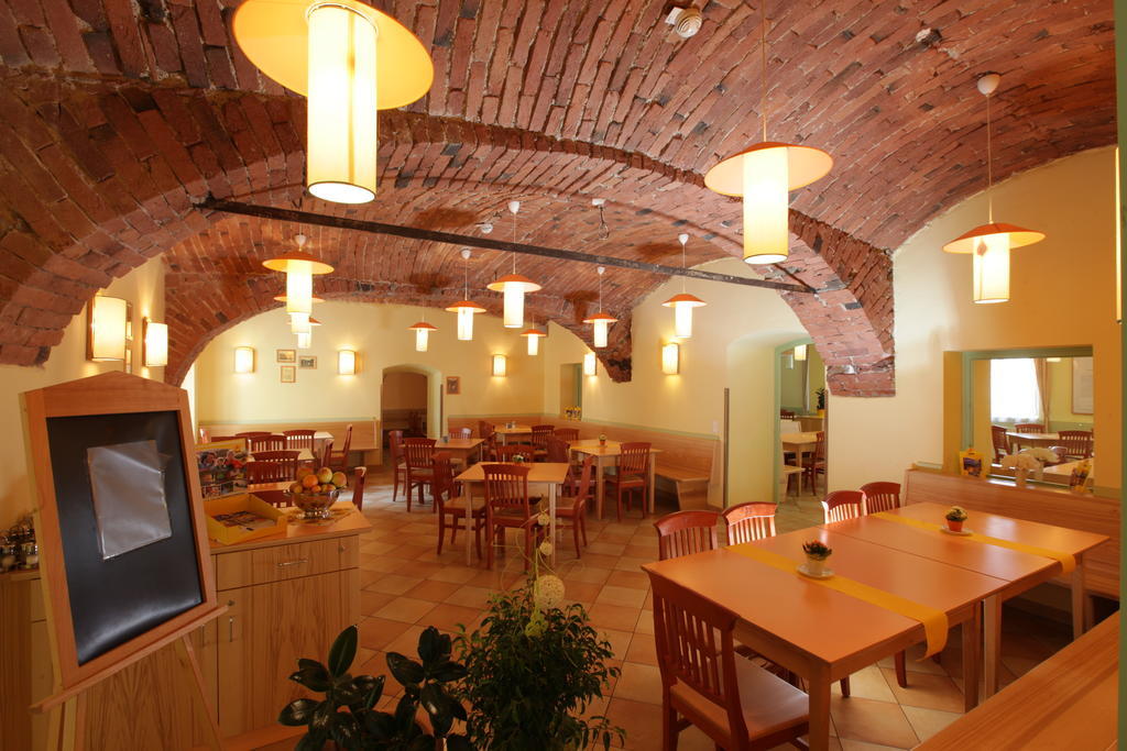 Jufa Hotel Oberwoelz-Lachtal Oberwoelz Stadt エクステリア 写真