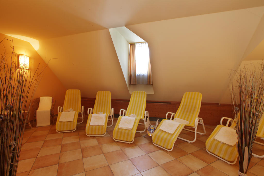 Jufa Hotel Oberwoelz-Lachtal Oberwoelz Stadt エクステリア 写真